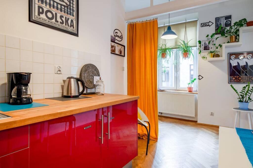 Blue Peace-apartment With Free Parking In Center For 1-6 People Apartamento