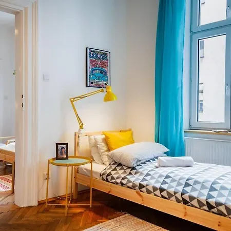 Blue Peace-Apartment With Free Parking In Center For 1-6 People Cracovia Exterior foto