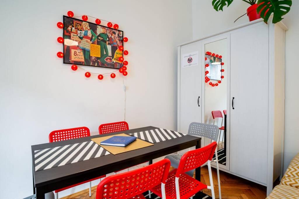 Appartamento Blue Peace-apartment With Free Parking In Center For 1-6 People
