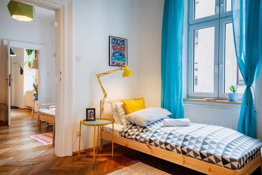 Blue Peace-apartment With Free Parking In Center For 1-6 People Appartamento Cracovia
