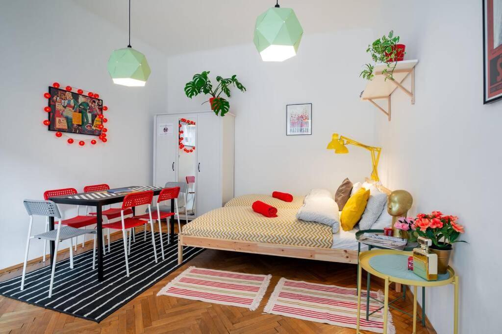 Appartamento Blue Peace-apartment With Free Parking In Center For 1-6 People *
