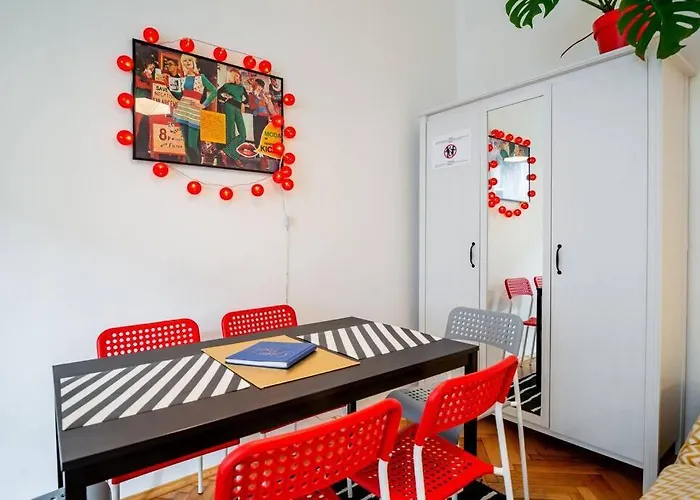 Blue Peace-Apartment With Free Parking In Center For 1-6 People